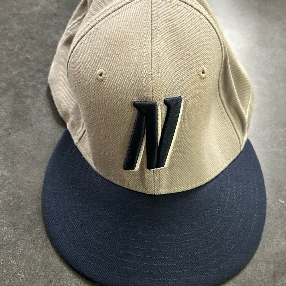 Nike Black and Gray Cap